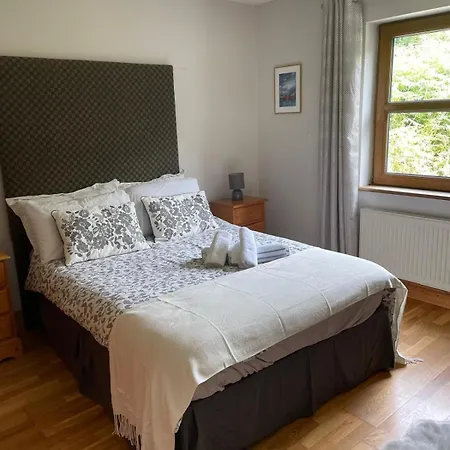 Luxurious Large West Cork With Seaviews *