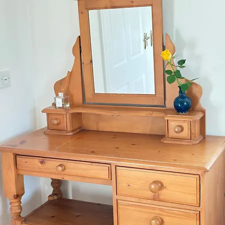 別荘 Luxurious Large West Cork With Seaviews スキバリーン