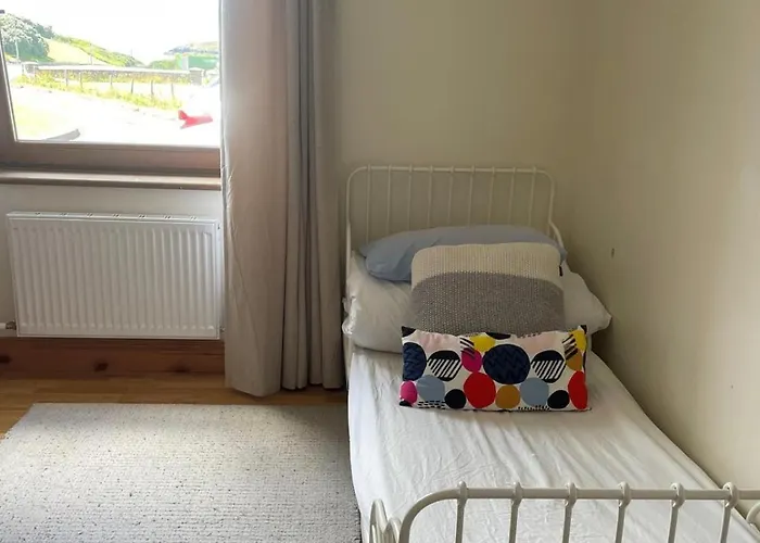 Semesterbostad Luxurious Large West Cork With Seaviews