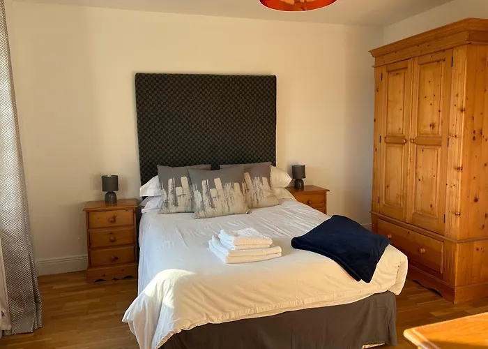 Semesterbostad Luxurious Large West Cork With Seaviews